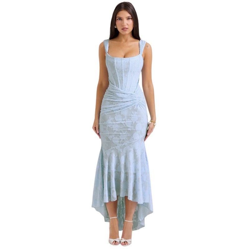Vestido Vaporoso con Estilo Corsé