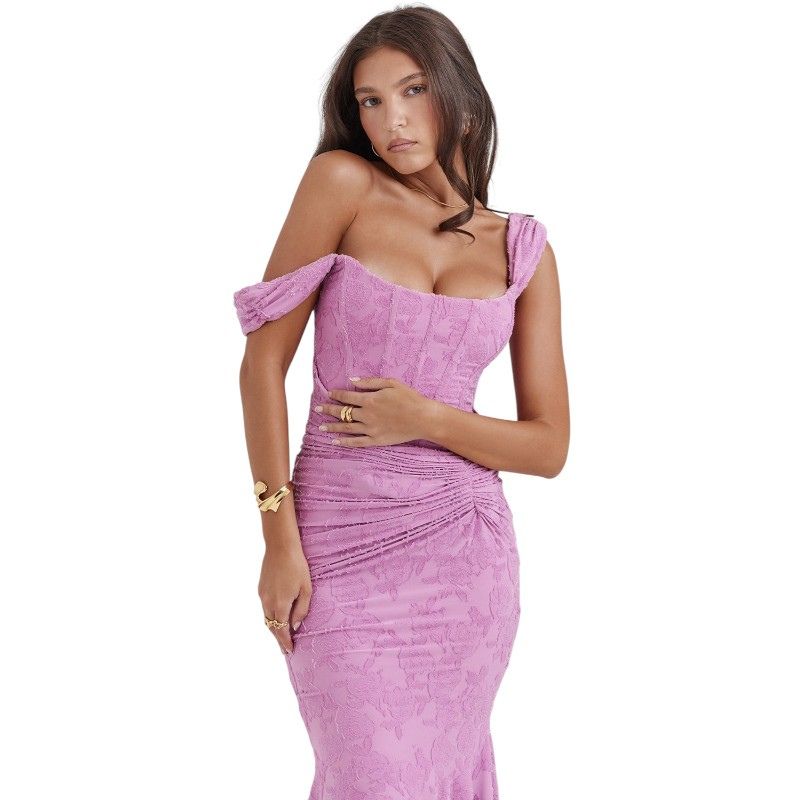 Vestido Vaporoso con Estilo Corsé