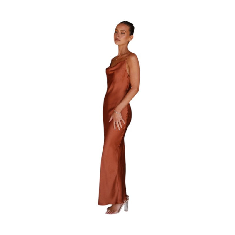Vestido Largo Entallado con Tirantes