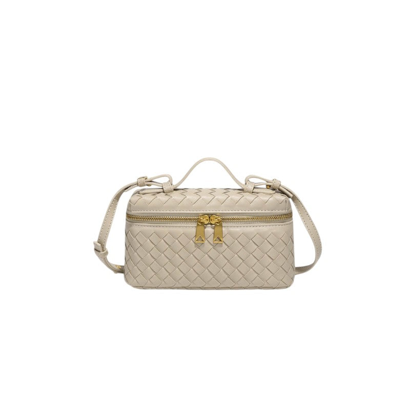 Bolso Mini Woven con Detalles Dorados