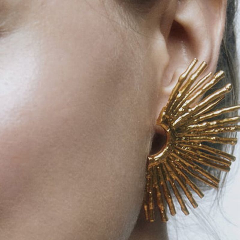 Pendientes de Metal con Borde Ondulado
