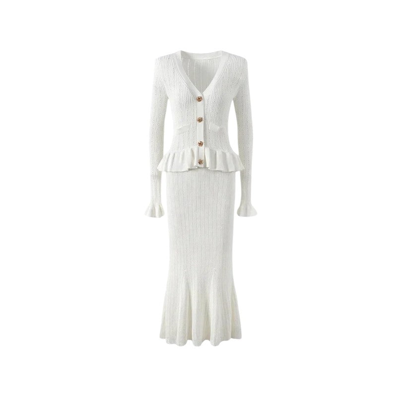 Conjunto de Cárdigan Entallado y Falda
